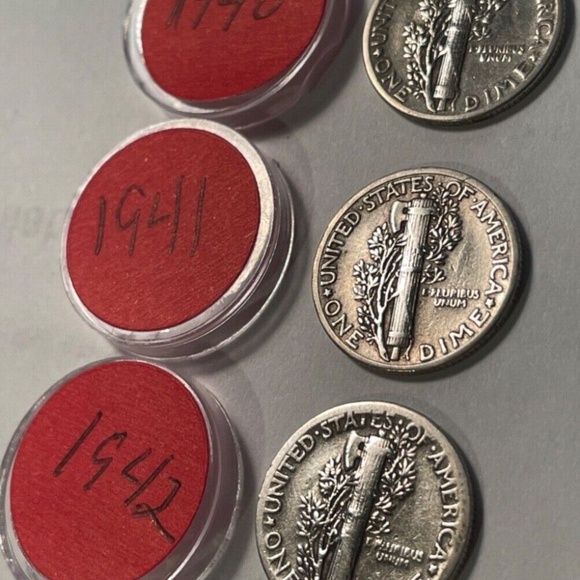 3 Mercury War Dimes - 1940-1941-1942 Just Brilliant - Picture 2 of 5